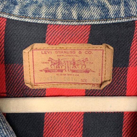 Vintage Levi's 46 Jean Denim Trucker Jacket 80's Band Patches Pins - Picture 6 of 14